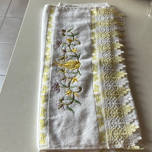 Embroidered Cotton Yellow & White Hand Towel with crochet - Picture 1 of 12